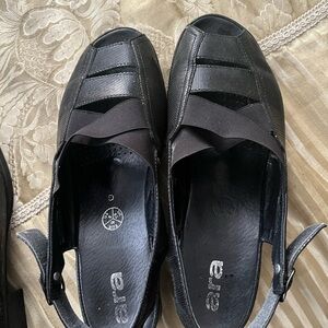 Black Sandals for women